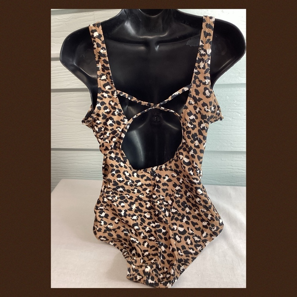 Animal, print, sexy one piece swimsuit. - Picture 4 of 7